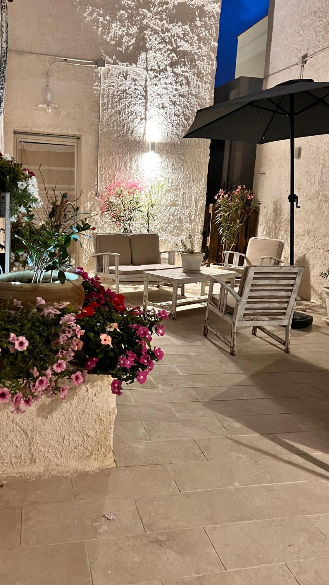Dimora Donna Vitalia Apartments Trapani Exterior photo